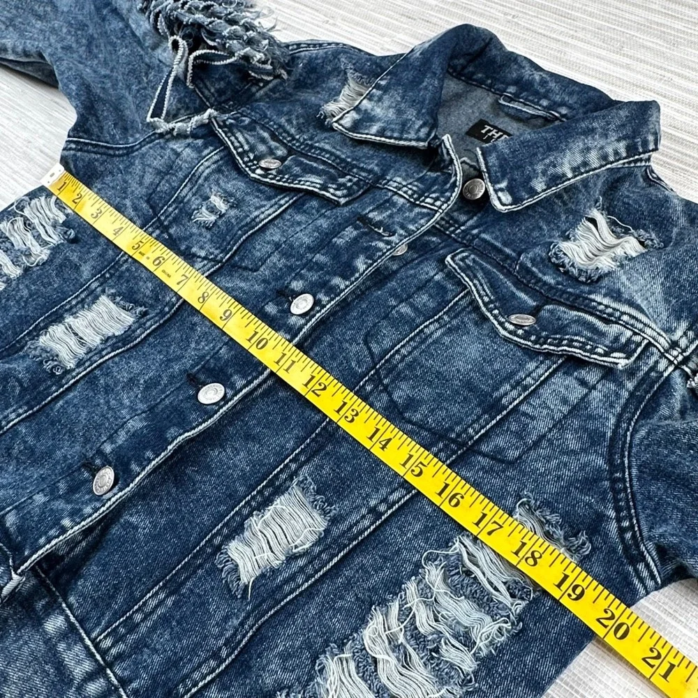 Womens Boho Western Concert Jacket Size Medium Blue Denim Fringe Button Festival